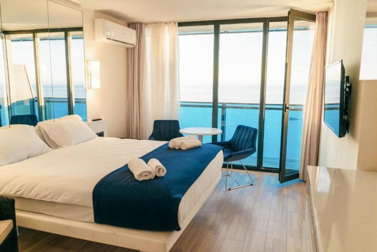 Luxury Sea View Apartments In Orbi City Batumi Exteriér fotografie