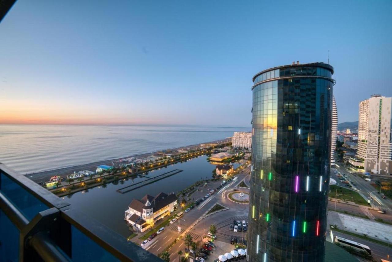 Luxury Sea View Apartments In Orbi City Batumi Exteriér fotografie